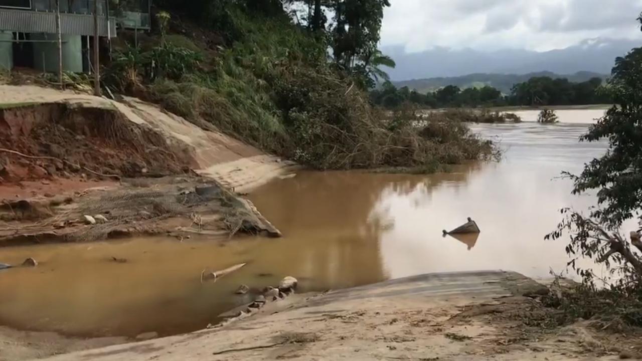 Cairns floods 2023 No power, water or phone service at Daintree