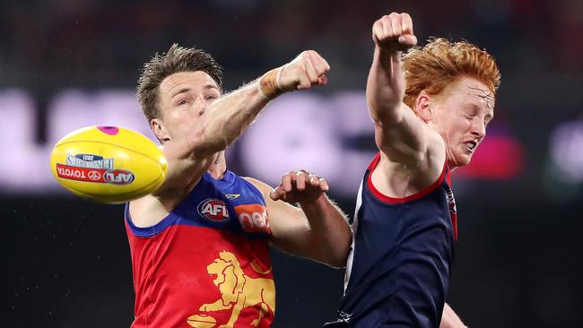 Jake Bowey spoils Lions forward Lincoln McCarthy during the clubs’ qualifying final clash last year. Picture: Getty Images