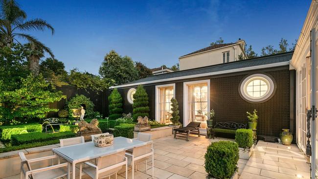 The late Lady Susan Renouf’s home in Melbourne’s Toorak.