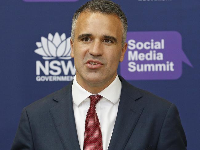 SYDNEY, AUSTRALIA - NewsWire Photos OCTOBER 10 , 2024:  South Australian Premier Peter Malinauskas speaks at a Press conference at the  Social Media Summit at ICC Darling Harbour Sydney. Picture: NewsWire / John Appleyard