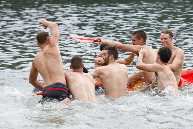 The Gold Coast Suns training at Palm Beach. Picture: Tertius Pickard
