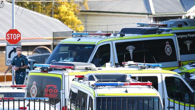 Queensland Hospitals are currently under pressure from the latest cover variant, flu and the medical emergencies. Ambulance ramping at the PA Hospital (Princess Alexandra Hospital) Woolloongabba Tuesday 26th July 2022 Picture David Clark