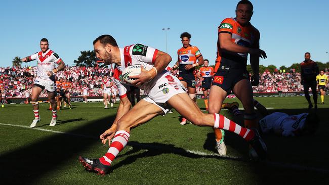 Jason Nightingale won’t head overseas when his NRL time finishes. Photo: Phil Hillyard