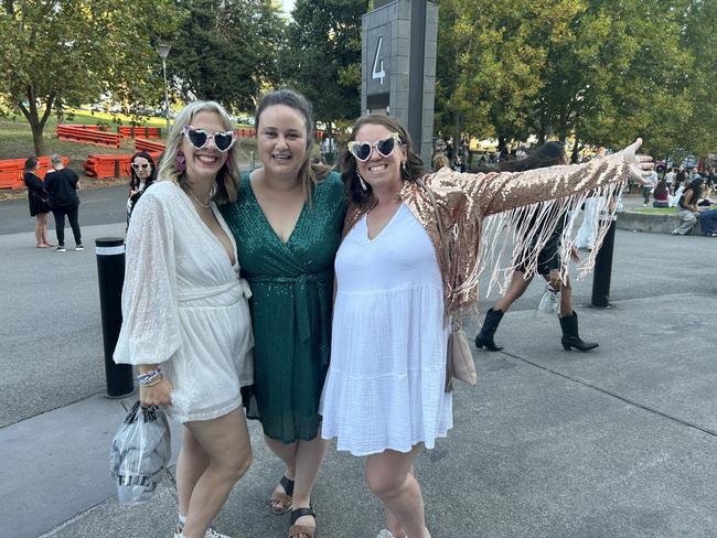 Joanna Davis, Cherise Riley and Stacey Gorman