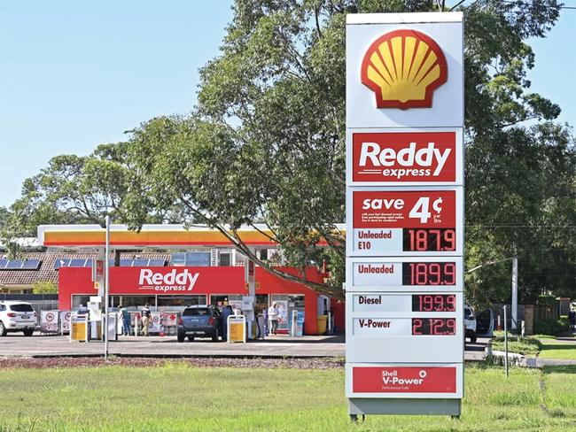 Coles Express service stations to be rebranded to Reddy Express after Viva Energy takeover