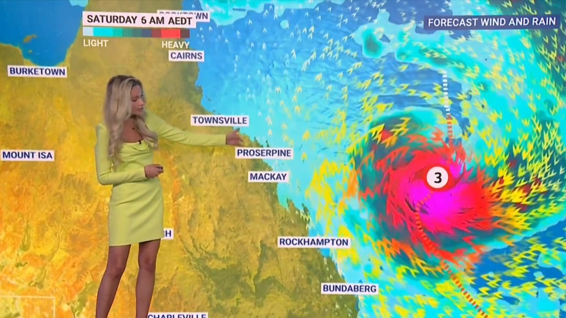 Analysis: Tropical Cyclone Alfred looms off Queensland's coast