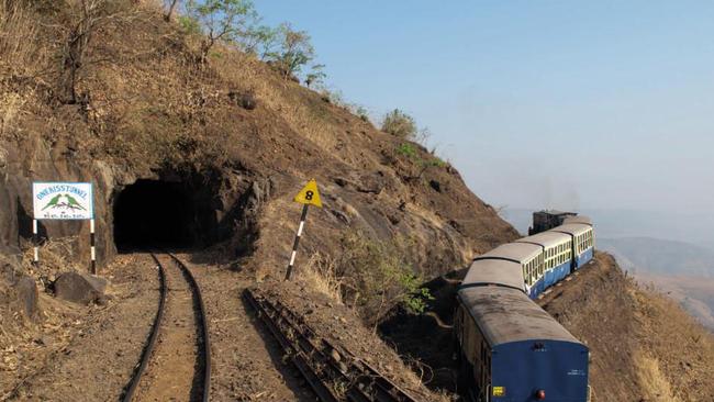 A photograph from Angus McDonald’s India’s Disappearing Railways.