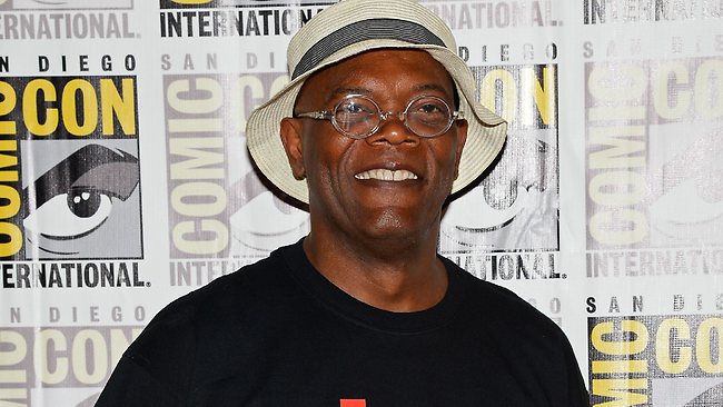 Samuel L. Jackson conta como conseguiu o sabre de luz roxo em Star Wars -  NerdBunker