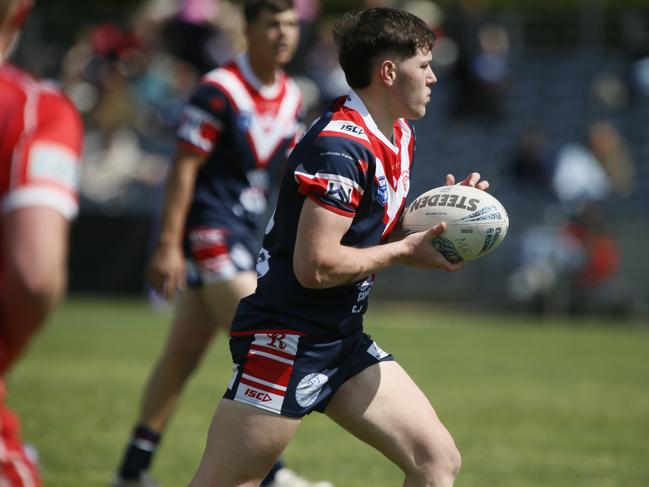 Hunter Redman creates a play. Picture Warren Gannon Photography