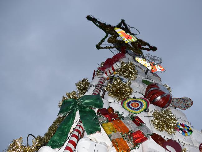 Photos of the 2020 Lismore Christmas tree