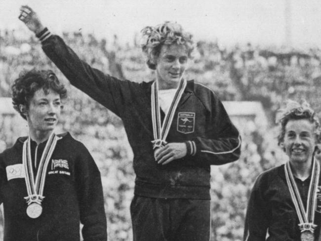 Betty Cuthbert on the winner’s dias.