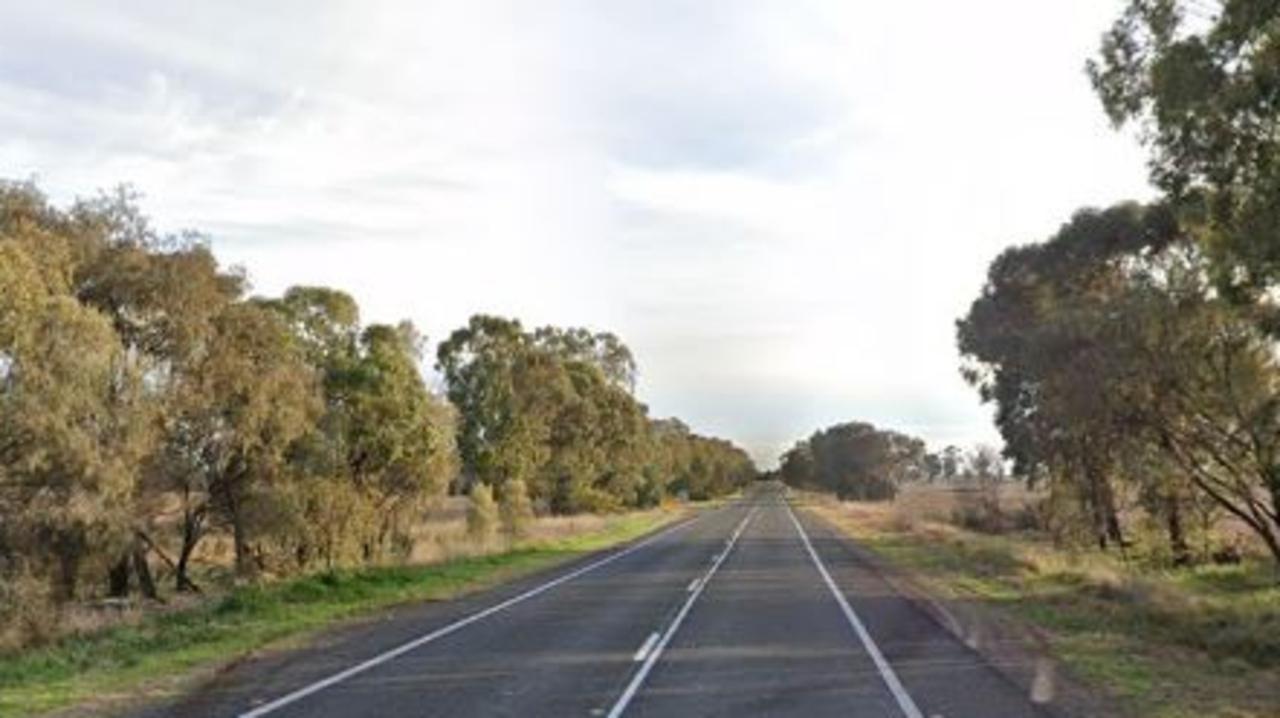 Newell Hwy: Man believed to be in 60s dies in hospital after two-car ...
