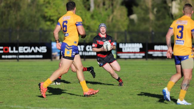 Max Devlin in possession for Collegians. Picture: Steve Montgomery