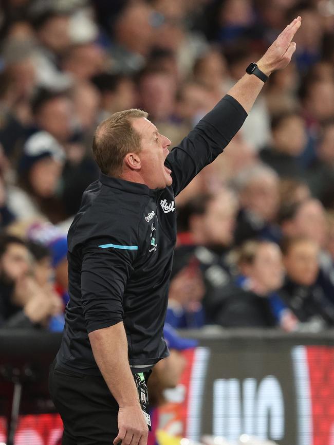 Michael Voss gets vocal on Saturday afternoon. Picture: Robert Cianflone/Getty Images