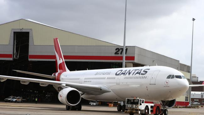 Sydney Airport will deal with more than double the amount of passengers by 2039. Picture Chris Pavlich