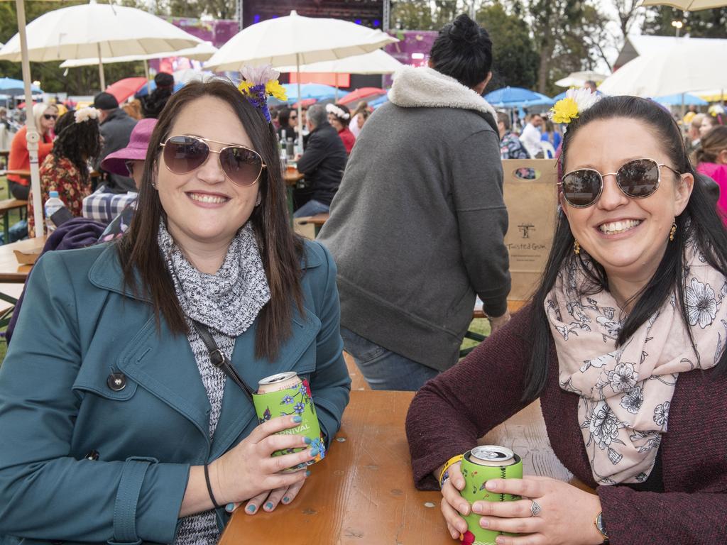 Karen Davies and Cassidy Davies. Festival of Food and Wine, Queens Park, Toowoomba Carnival of Flowers. Sunday, September 11, 2022. Picture: Nev Madsen.