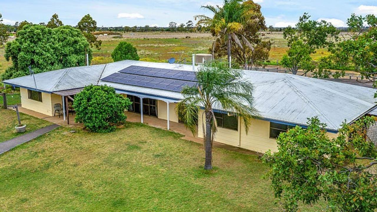 137 Sandalwood Avenue Dalby