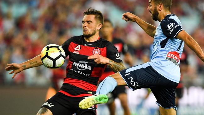 Josh Risdon is excited Chris Ikonomidis has joined the Wanderers. Picture: AAP