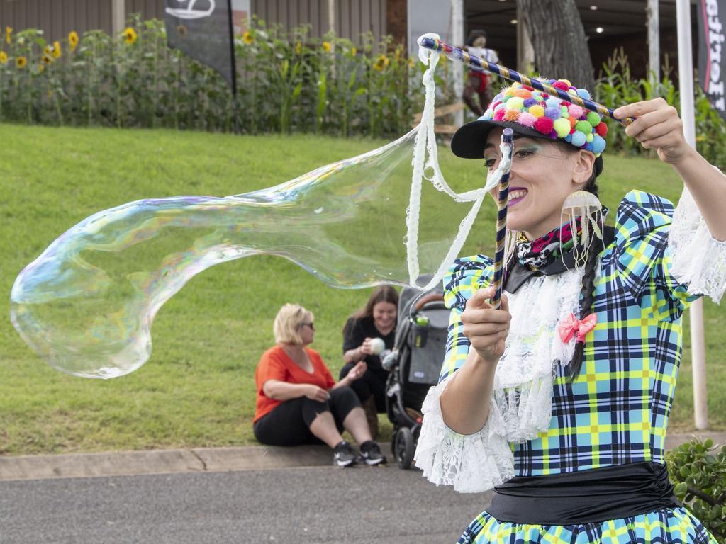 Helly Hoops makes bubbles on day 3 of the Toowoomba Royal Show. Sunday, March 27, 2022. Picture: Nev Madsen.