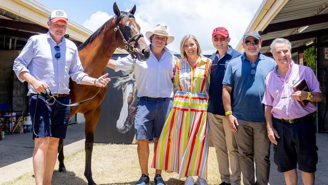 Henry Field, Lot 1 Colt By Justify x Eckstein, Tom Magnier, Nicole Slater, Teo Ah Khing, Gavin Murphy and Wilf Mula at the Magic Millions sales. Picture by Luke Marsden.