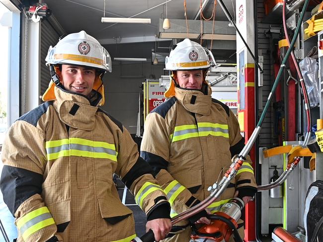 New recruits Toowoomba Fire Service, David Ferguson (left) and Steve Irwin.