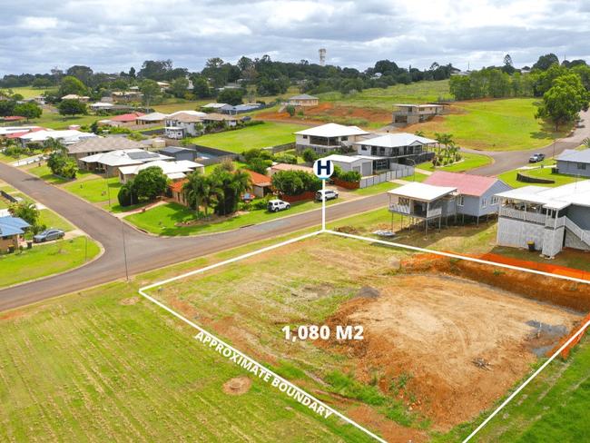 4 Hendle Street, Childers, Qld 4660. <br/>Image credit to RealEstate.com and Harcourts Realty.