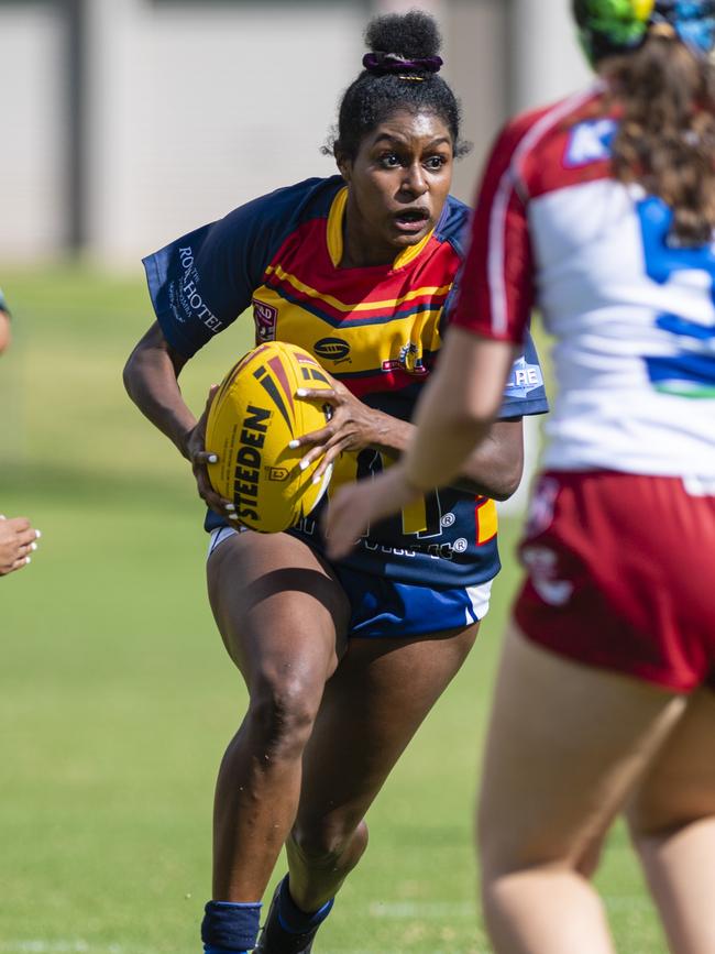 Anna Dingley on the move for Western Clydesdales against Redcliffe Dolphins in under-19 women QRL trial match at Clive Berghofer Stadium, Saturday, February 12, 2022. Picture: Kevin Farmer