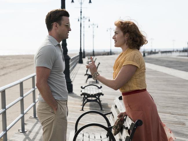 Mickey (Justin Timberlake) and Ginny (Kate Winslet) in a scene from WONDER WHEEL, directed by Woody Allen. In cinemas December 7. An Entertainment One Films release.