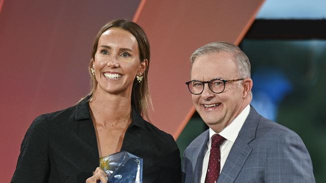 Young Australian of the Year Emma McKeon AM with Prime Minister Anthony Albanese. Picture: NCA NewsWire / Martin Ollman