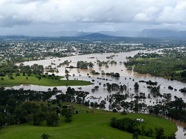 Roads, highways open as floodwaters continue to fall