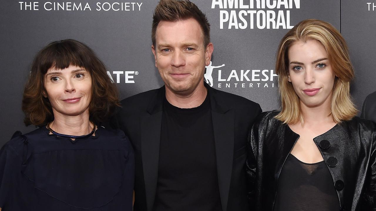 Eve Mavrakis, Ewan McGregor and Clara McGregor in 2016.