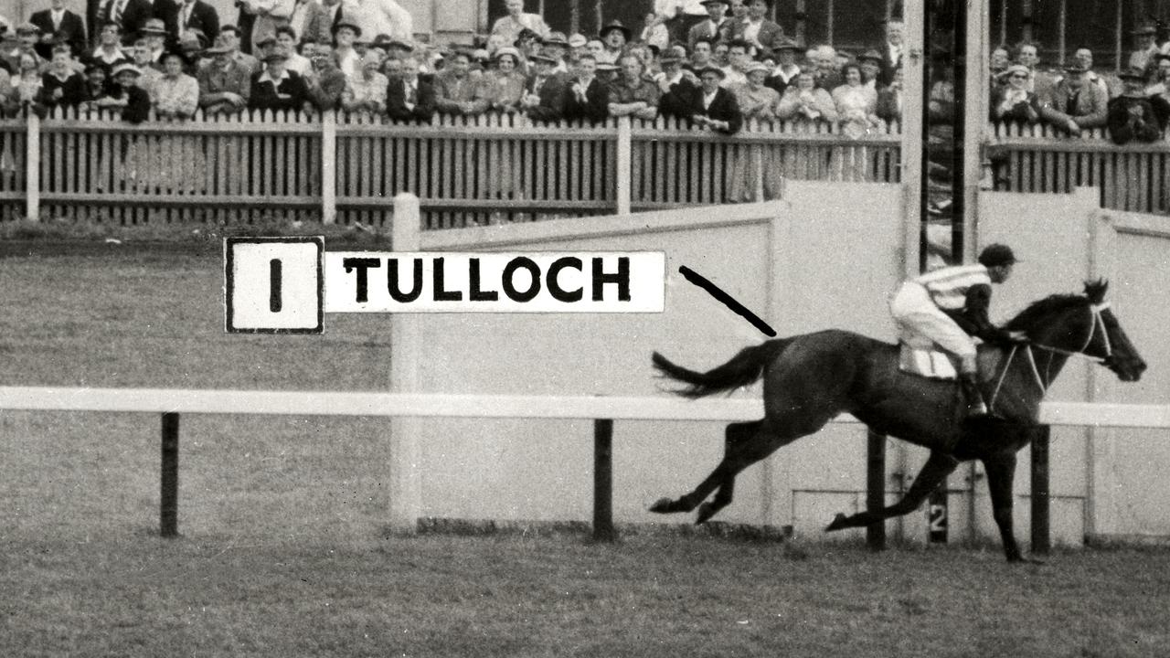 Undated. Tulloch winning the 1957 Victorian Derby at Flemington. Race finish