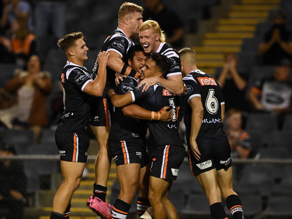 Three late tries to the home side gave Titans fans cause for concern. (Image: Grant Trouville/NRL Photos)