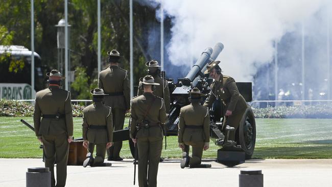 The King and Queen received a ceremonial welcome at the forecourt of Parliament House in Canberra. Picture: NewsWire / Martin Ollman