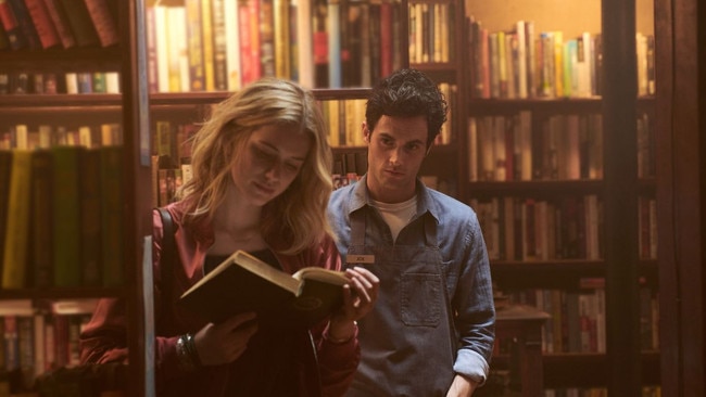 Penn Badgley and Elizabeth Lail star in the Netflix series 'You'. (Picture: Supplied)