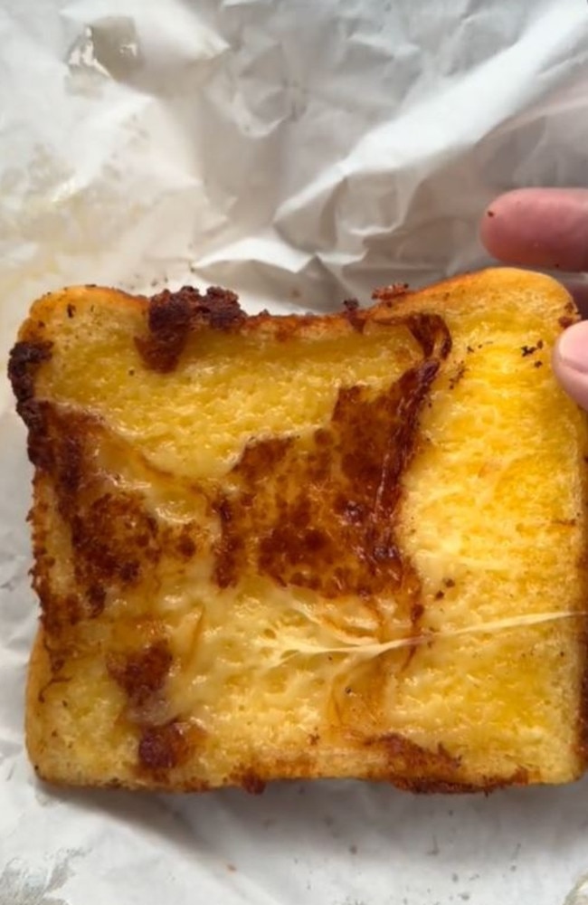 The top had visible cheese pieces on it. Picture: TikTok/nectoriouspapi