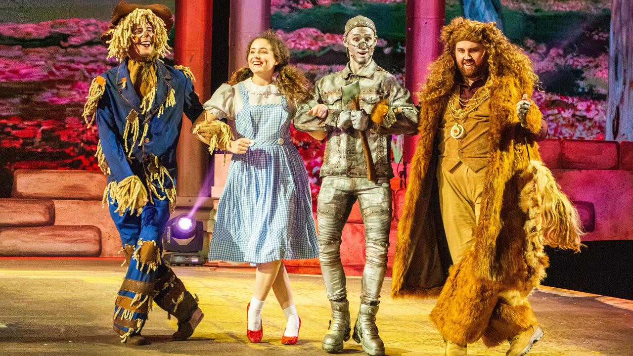 Review: Wizard Of Oz Arena Spectacular 