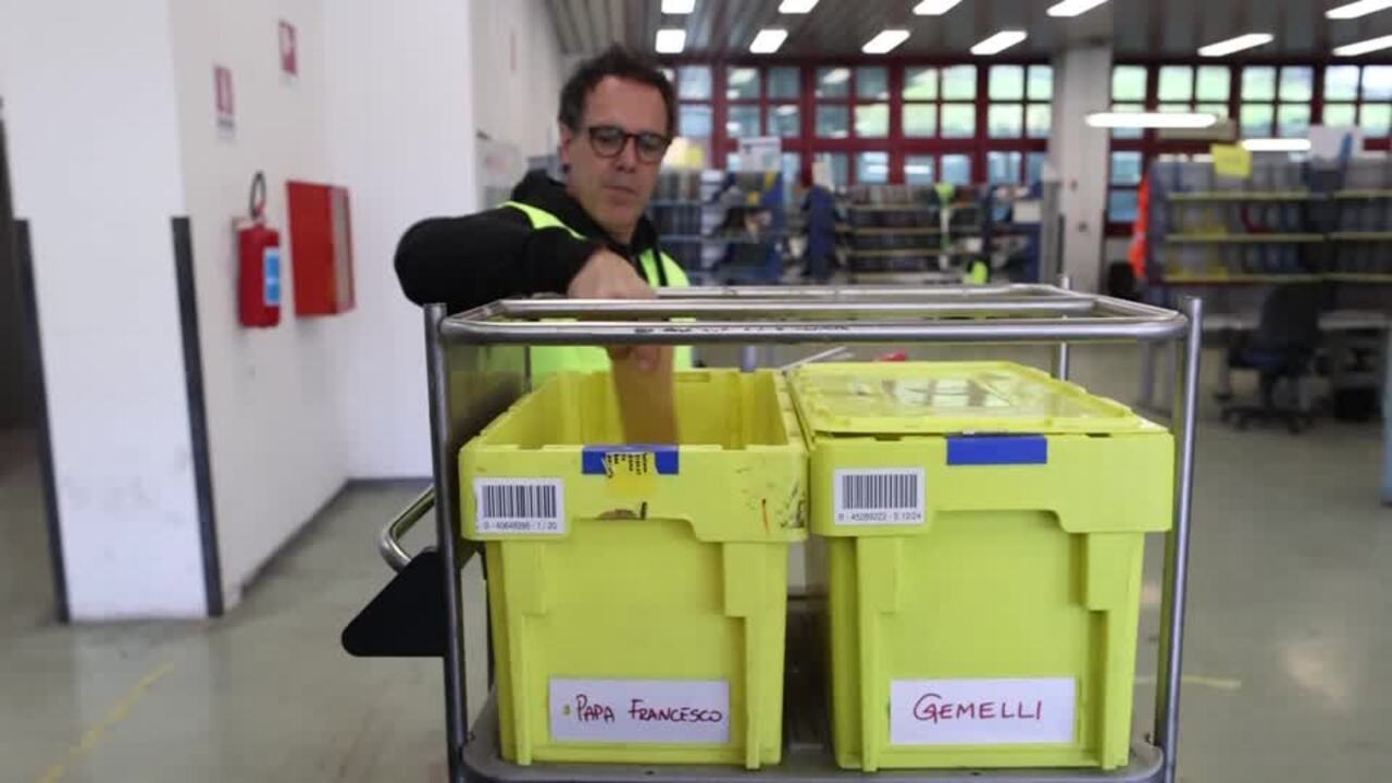 Rome mail center sees surge in letters for ‘Papa Francesco’