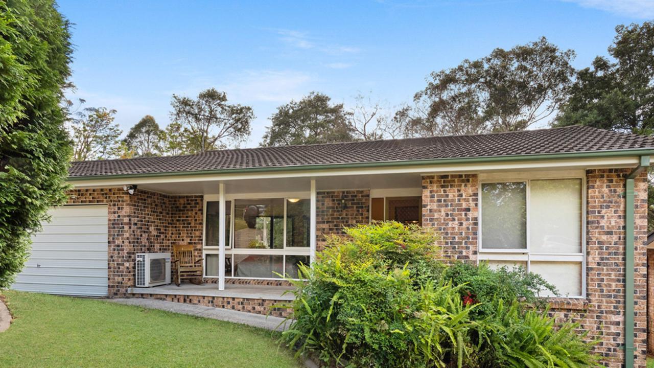 9 properties set for auction with $1 reserve