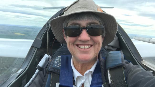 Catherine Conway flying her Ventus 2cxT out of the Adelaide University Gliding Club airfield at Stonefield.