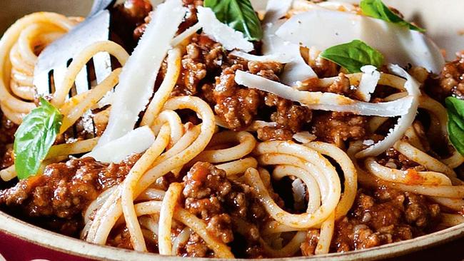 rich-red-wine-bolognaise-97631-1