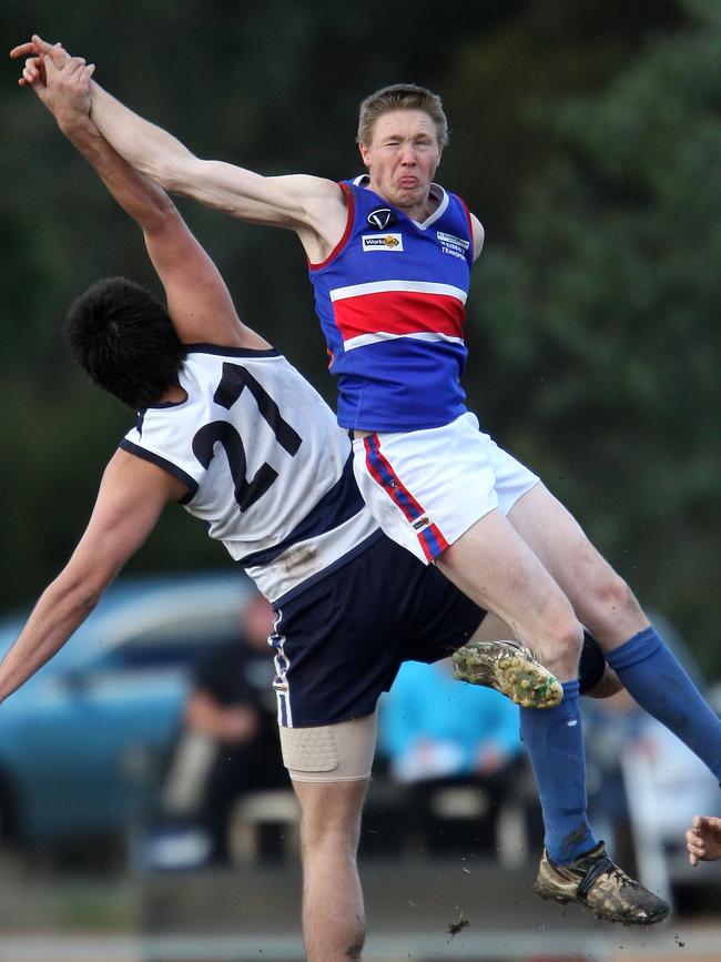 Tom Waters in action for Gisborne.