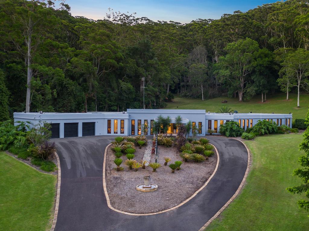 Finding your dream home among the trees might be the perfect isolation for you – but but the demand for homes like this near the<a href="https://www.realestate.com.au/property/unit-8-217-oak-rd-matcham-nsw-2250" target="_blank"> Central Coast</a> can be high.