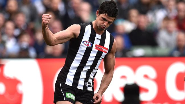Scott Pendlebury celebrates a goal in Collingwood’s win.