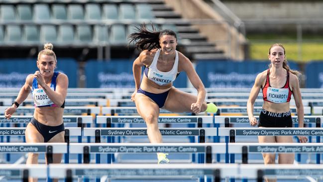 L-R Abbie Taddeo from Kiama Downs, Michelle Jenneke from Dural and Georgia Fichardt from North Wahroonga.