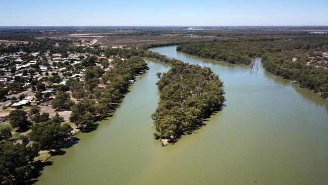 The junction of the Darling and Murray rivers at Wentworth. A man who caught golden perch in the Darling River and had them transported to Victoria for sale has faced court. Picture: Toby Zerna