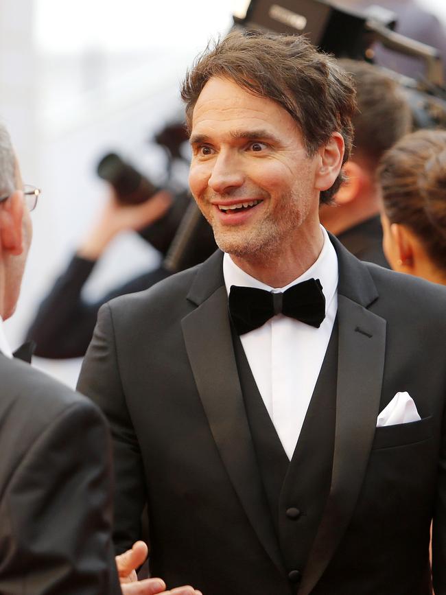 Documentary maker Todd Sampson looks dapper as he arrives at the star-studded event. Picture: AAP