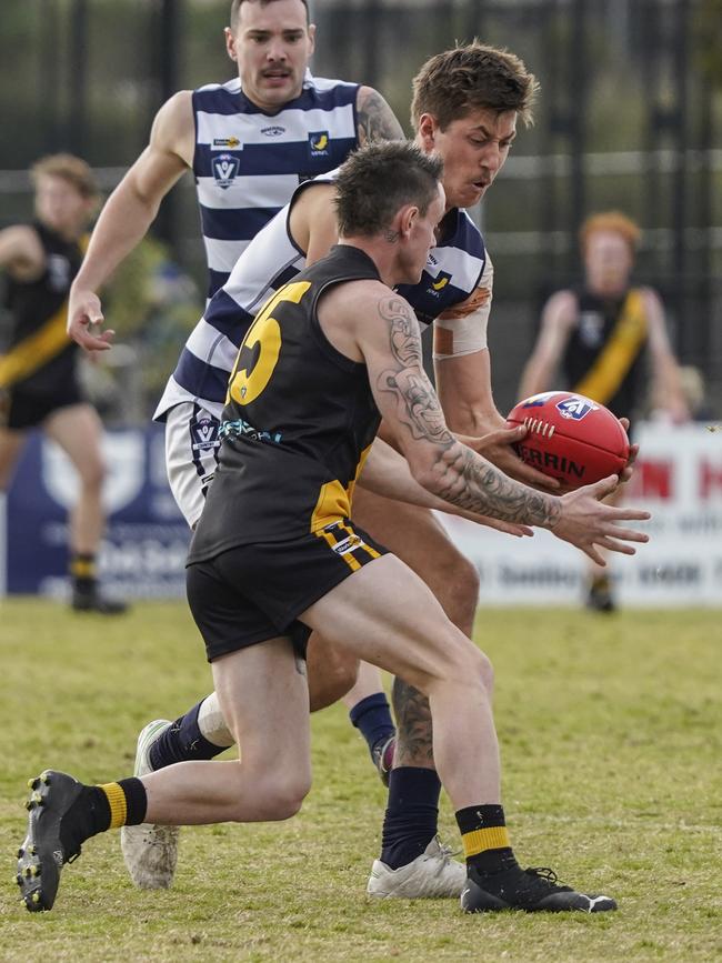 MPNFL: A battle for the ball between Seaford and Chelsea. Picture: Valeriu Campan