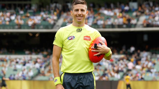 Michael Pell during the 2022 AFL season. Photo by Dylan Burns/AFL Photos.