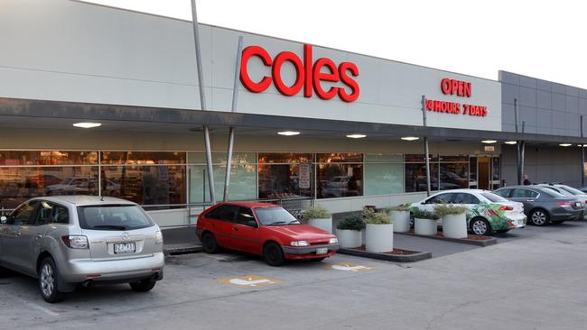 A beggar who repeatedly breached COVID-19 health regulations outside Coles supermarket in Dandenong has faced court.